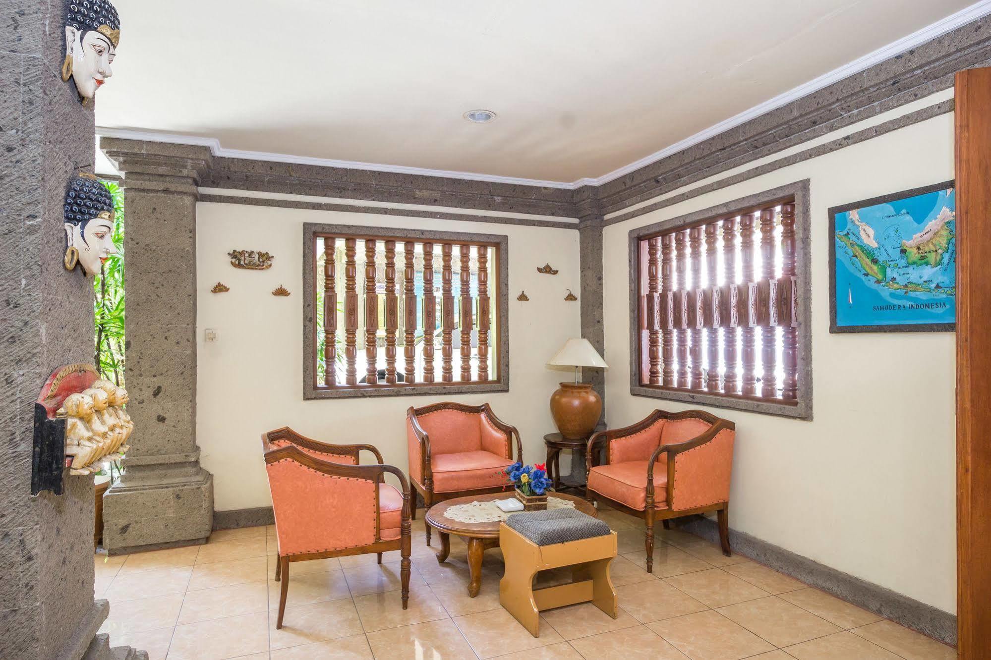 Reddoorz @ Cemara Beach Sunrise Sanur Exterior foto